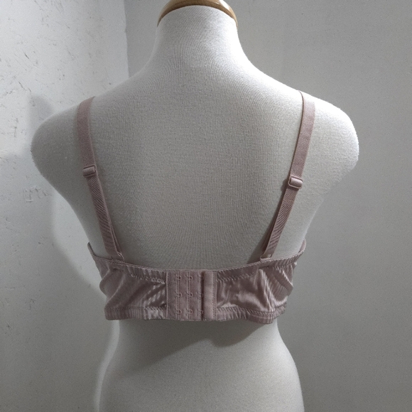 adrienne vittadini | Elegant Pink Striped Bra 38D - Picture 5 of 8